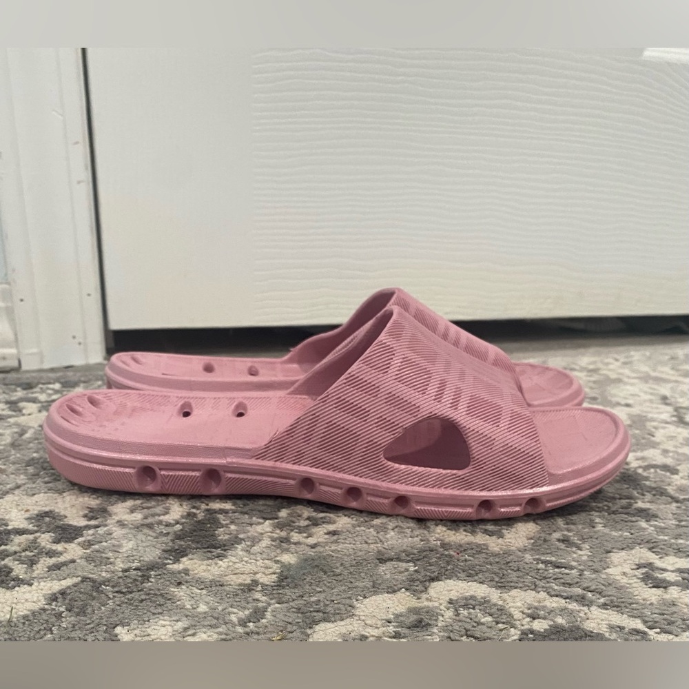 TECS Sandals Like New